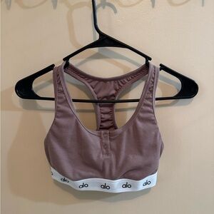 ALO Yoga Ribbed Sports Bra in Dusty Rose